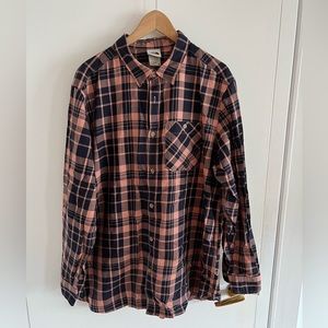 Men’s The North Face button up shirt XXL